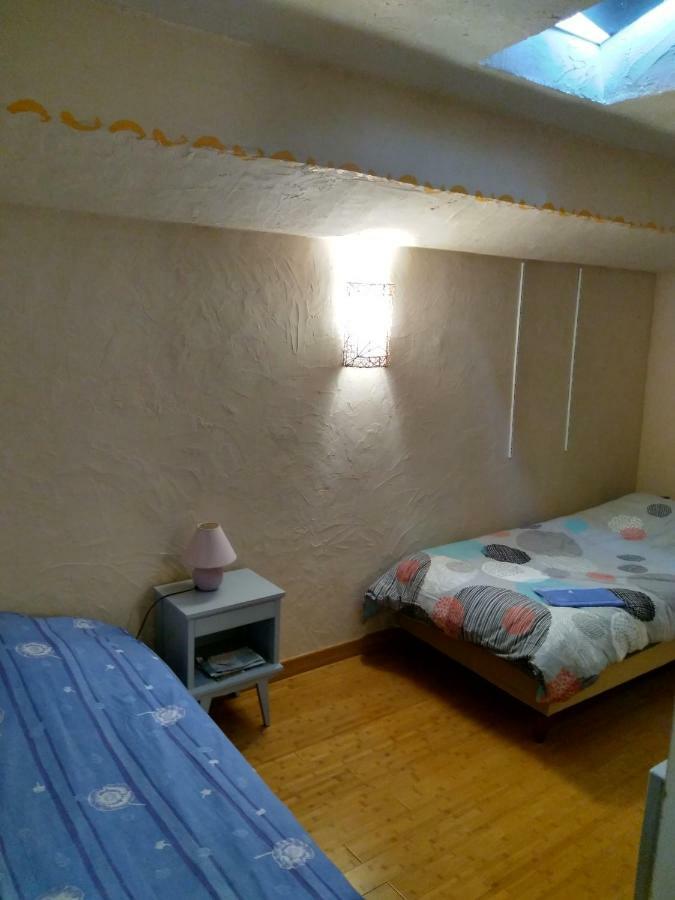 Appartement Au Calme Centre Ville A 2 Pas Du Vieux Marche La Rochelle  Bagian luar foto